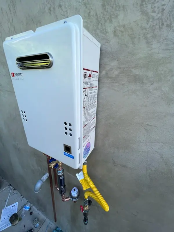 Tankless water heater installation for Columbus Park - Andrew Square homes